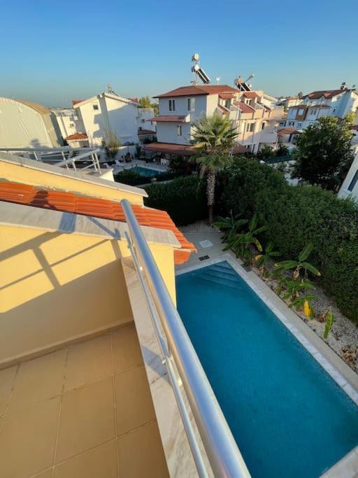 Excellent 3 Storey Villa With A Swimming Pool เบเลก ภายนอก รูปภาพ